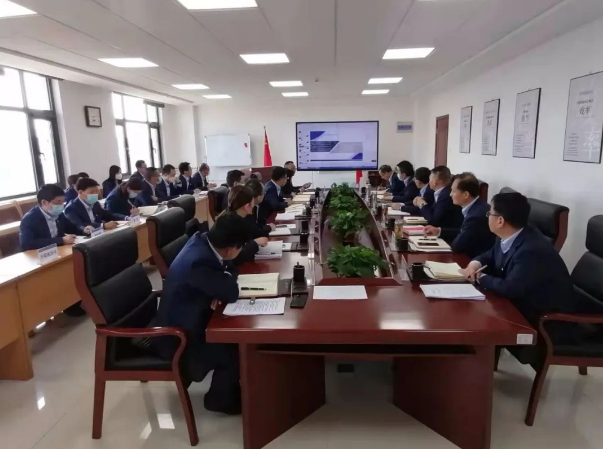 金年会-金年会（中国）一站式体育服务平台
召开党委理论中心组集体学习会议(图2)