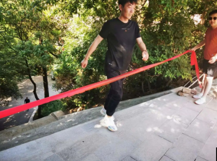 助力文旅市场 展示产投风采——金年会-金年会(中国)一站式体育服务平台
组织开展员工登山比赛活动(图9) 助力文旅市场 展示产投风采——金年会-金年会(中国)一站式体育服务平台
组织开展员工登山比赛活动(图9)