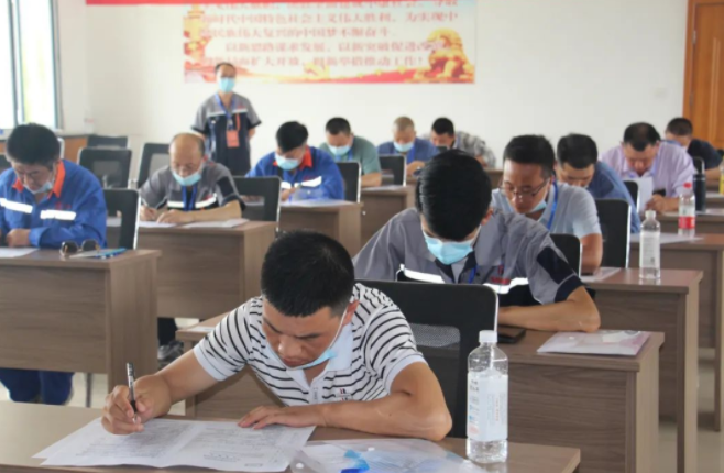 金年会-金年会（中国）一站式体育服务平台
泓盛达公司在“焊工”技能大赛中取得好成绩(图2)